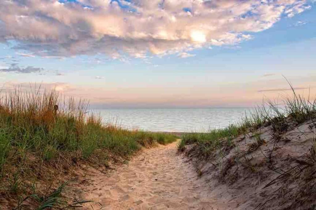 Blue Birdhouse - Indiana Dunes - Pet Friendly Chesterton Exteriér fotografie